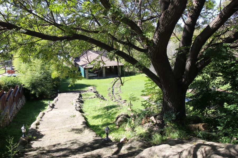 2 Bedroom Property for Sale in Lake Deneysville Free State